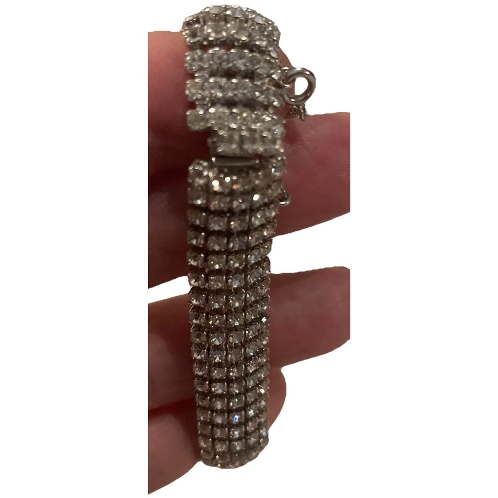 Vintage Les Bernard Clear Rhinestone Bracelet 7”long 1-2” Wide Rare Find Signed